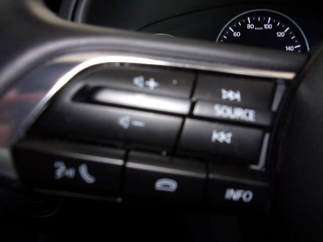 ハンドルから手を放さずにオーディオの操作が可能な、コントロールスイッチ！