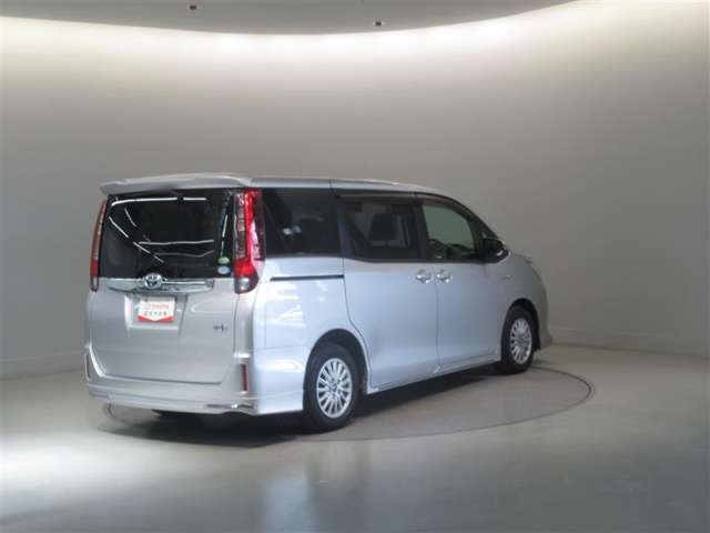 車検、整備、修理などアフターメンテナンスもトヨタカローラ愛知にお任せください。