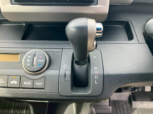 ナビ、ドラレコ、ETCなどの付属品の追加も可能です！是非お気軽にご相談ください！