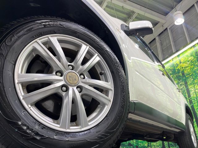 弊社では、全車『修復歴なし』のお車のみ取り扱っております。専任バイヤーによる厳選した仕入れの後、入庫後の車両チェックを行い、ネクステージが認定した高品質な中古車をご提供しております。