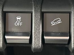 【ダウンヒルアシスト】急な坂道を下るときに自動でブレーキを制御、一定の低速度を保ちます。雪道や悪路など滑りやすい路面の下り坂でもタイヤがロックしないから安心！ハンドル操作に集中できます！