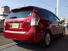 荷室も大きくシートを倒せば大きな荷物も積むことができます。