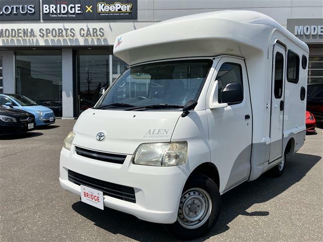 4WD AT 8No登録　2年車検　自動車税年額27,600円　6人乗　2段ベット　バンクベット　サブバッテリー2個　1500Wインバーター　冷蔵庫　電子レンジ　シンク給排水20リッタ　テレビ　外部電源　バックカメラ　ETC