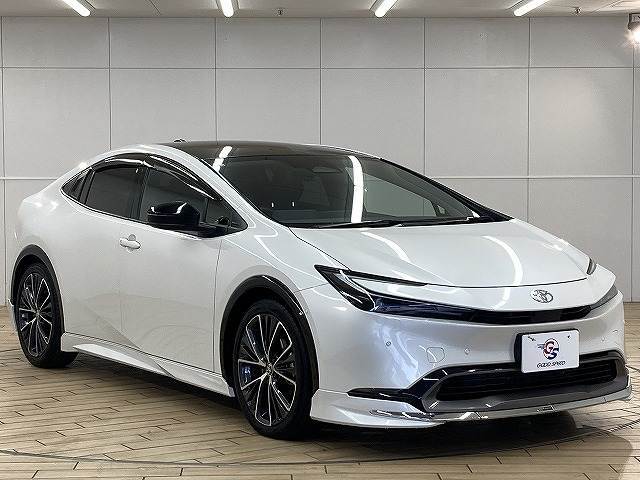 お車ご成約時の付帯率は驚きの90％OVER。GOOD　SPEED自慢のスーパーガラスコーティング。見違えるほどの輝きを放ち、納車後のメンテナンスも楽々。是非一度お試し下さい。