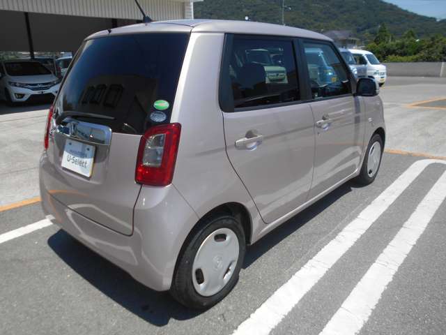 車体色は、チェリーシェルピンクメタリックになります。
