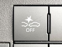 【スマートアシスト】走行中に前方の車両等を認識し、衝突しそうな時は警報とブレーキで衝突回避と被害軽減をアシスト。より安全にドライブをお楽しみいただけます。
