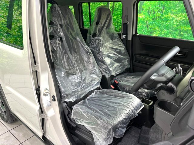 もちろん車内はキレイです♪よりクリーンな状態をキープしたいお客様には『ナノゾーンコート』がおすすめ！新型コロナウイルス対策や、除菌・消臭に効果を発揮し多くの方にご好評いただいております。