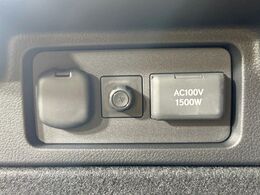 【9.8インチ　ディスプレイオーディオ】大画面のディスプレイはAppleCarPlayやAndroidAutoが利用可能。大きな画面でスマホナビアプリ等が利用いただけます♪