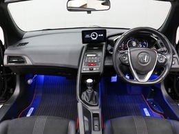 【インパネ】Hondaらしいインテリアデザイン！明るくシンプルでスッキリとした雰囲気！