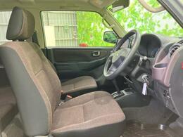 「この車の写真をもっと見たい」「状態が気になる」「この装備はついている？」どんな小さな疑問でもお気軽にお問い合わせください！