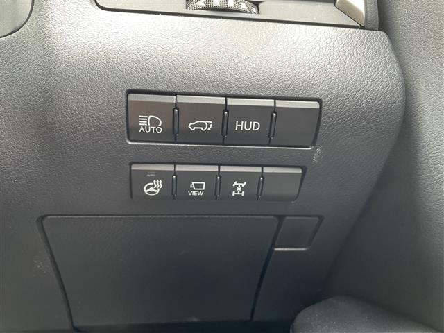 【運転席操作部】快適なドライブを楽しむための機能が装備されています！運転席から触れるので、使いやすいです！除菌プランいれていただくと、さらに清潔で安心していただけます！