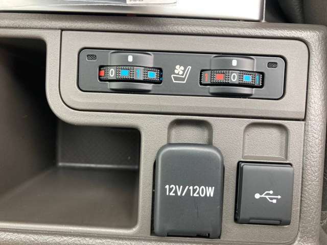 当社の車両をご覧いただき有難うございます♪お気軽にお問い合わせください！！お問合せ・ご来店の際は『カーセンサーを見た』とお知らせください。フリーダイアル：0078-6003-186817