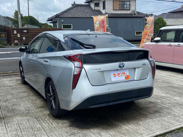 ガソリンスタンドも運営しております！当店購入者はガソリンの特典も？