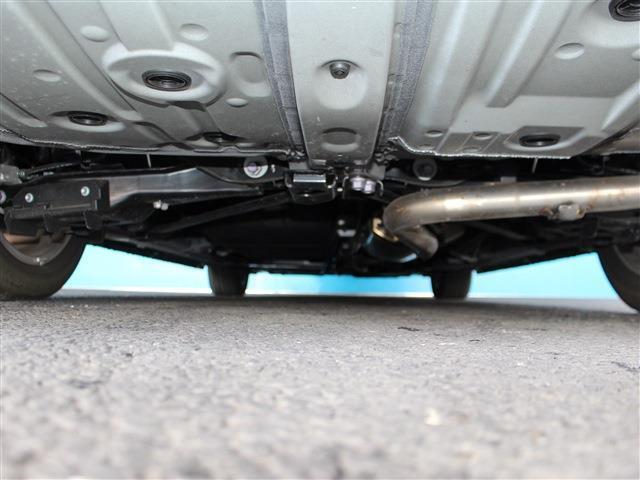 内陸使用のお車ですので下廻りのサビも少なく安心です！ご不明点やご来店のお際は是非お電話でご連絡下さい！