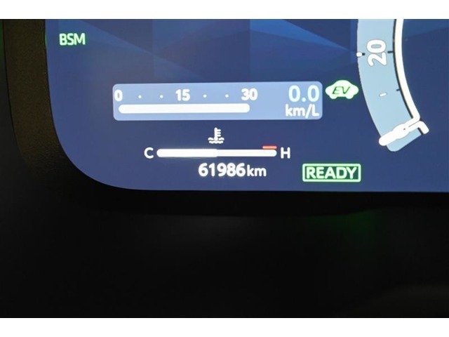 走行距離：61，986km（撮影時）　ご来店時や納車時には展示の移動や整備などで、若干 距離が進んでいる場合がございます。