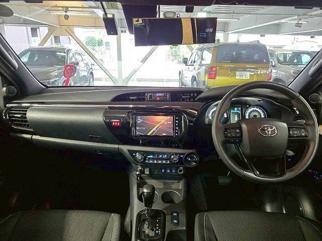 アイポイントが高く見晴らしの良い運転席です！