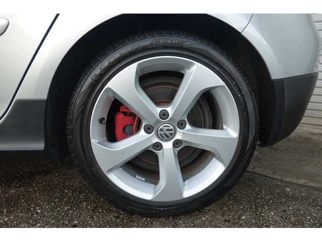 ゴルフ7　17インチアルミ