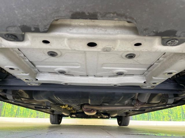 下回りがきれいなうちに、防錆加工の施工がオススメ。降雪地域はもちろん、沿岸部にお住いの方や、趣味でマリン・ウィンタースポーツをされる方に大変好評いただいております。