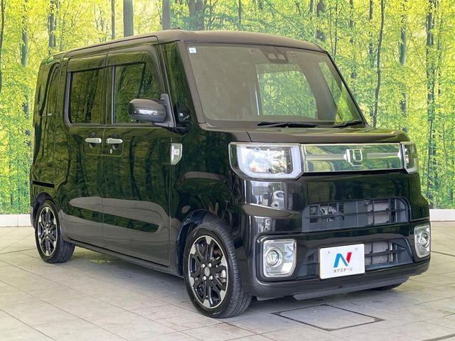 大好評のボディコーティング「弾スプラッシュコート」もご納車までに施工可能。通常のガラスコートと異なる、耐久年数6年の無機質ガラスコーティングが、ボディをキレイな状態に保ってくれます。