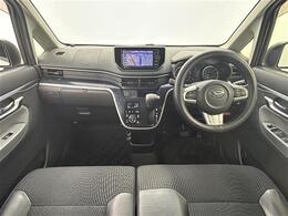 【インパネ全体】全方位で視界が広く、高い目線で運転もしやすいです！