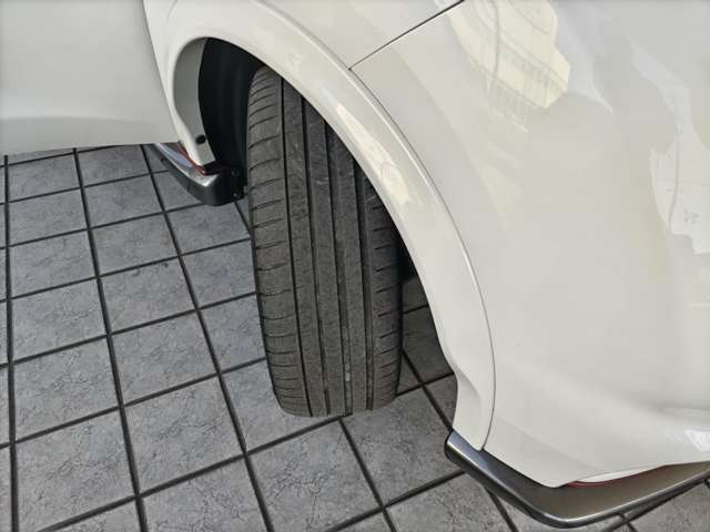 標準18インチアルミホイール　＆　MICHELIN　PIROT　SPORT4　2018年製　225/45ZR18　95Y　溝残約3mm（車検適合1.6mm以上）