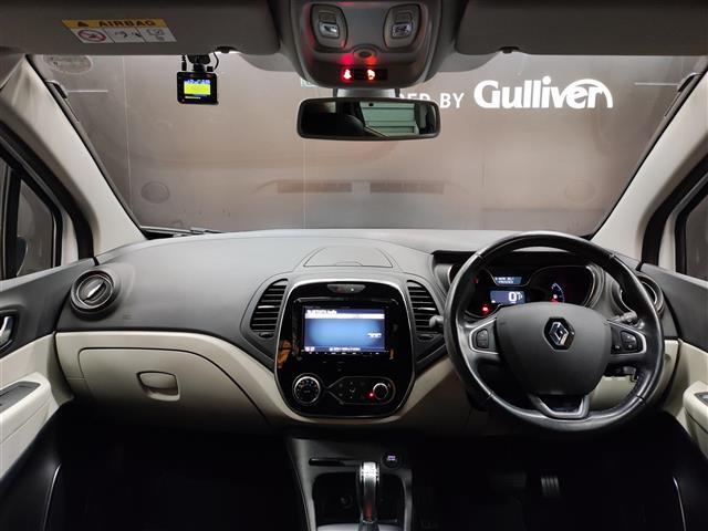 LIBERALA前橋ではドイツプレミアム御三家のBMW、M・BENZ、Audiをはじめとする数多くの輸入車を取り揃えております。是非ブランドの違いを較べて愉しんで下さい。新しい驚きと発見をお届け致します。