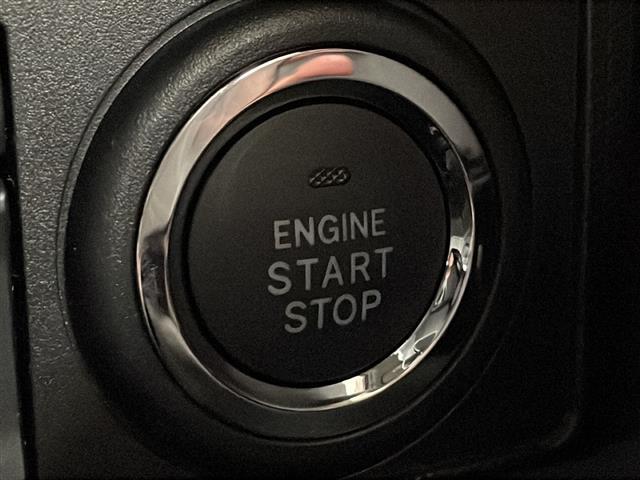 こちら運転席周りのスイッチの写真になります。各部しっかり動作の確認をしておりますので、ご安心だくさい。