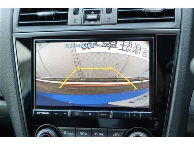 バックカメラ装備☆後退操作時に車輌の後方状況がモニターで確認できるガイドライン付き☆