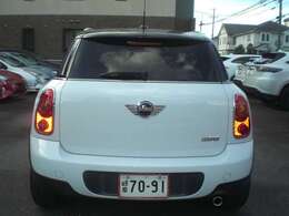 ★外装＝特に目立つ大きな傷やへこみは見受けれませんでした★