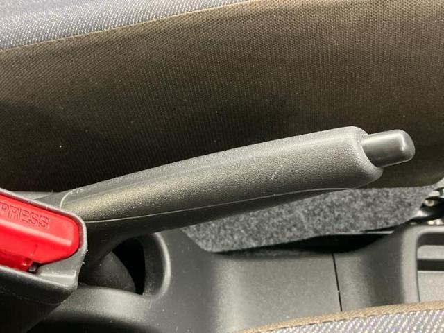 お車に合わせて無料保証以外にも、保証範囲、期間、距離を拡充させた有料保証もご用意しております！中古車の購入が初めてで不安・・・というお客様もご安心ください！