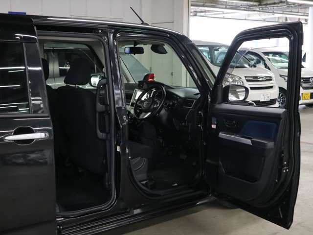 毎日新規物件入庫！3500台の高品質車をぜひとも、ご自身の目で直接ご覧になって、ご実感下さい、自身を持ってお勧めいたします。