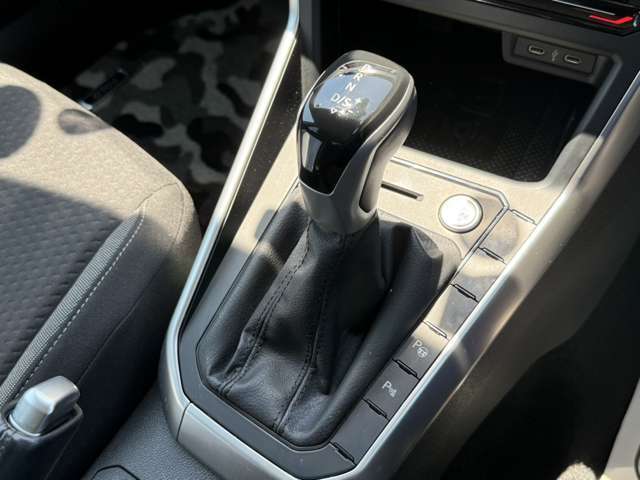 シフト周りは使用感少なくキレイな状態です！