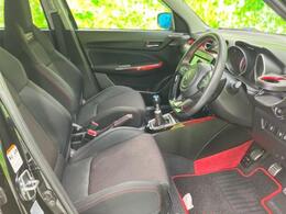 「この車の写真をもっと見たい」「状態が気になる」「この装備はついている？」どんな小さな疑問でもお気軽にお問い合わせください！