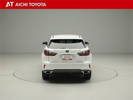 『TOYOTA認定中古車』は「まるごとクリーニング」で綺麗な内外装、「車両検査証」はプロによるチェック、買ってからも安心の「ロングラン保証」、3つの安心安全を標準装備したトヨタのブランドU-Carです