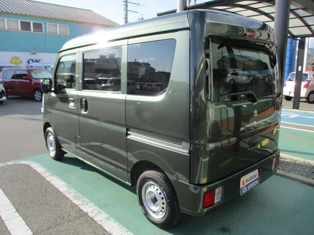 他府県から電車でお越しの場合は、当店最寄り駅の南海本線【和歌山市駅、または和歌山大学前駅】、JR阪和線【和歌山駅】にお迎えに上がりますので、お気軽にご連絡下さい。