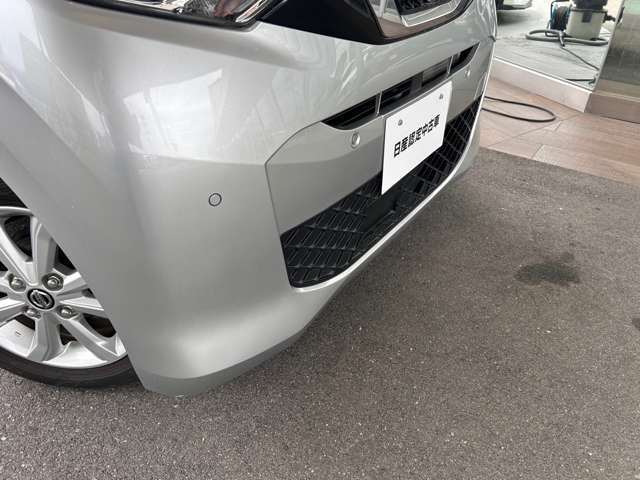 エマージェンシーブレーキとセットで、更に安心の『前後踏み間違い防止アシスト』装備！！