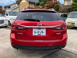 エンジンをかけたり、運転席にお掛けいただいたり、見て、触れて下さい。