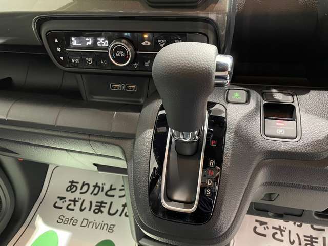 ☆安全装備・衝突軽減ブレーキ付のお車も多数ご用意しております☆詳しくは営業スタッフご相談下さいませ♪