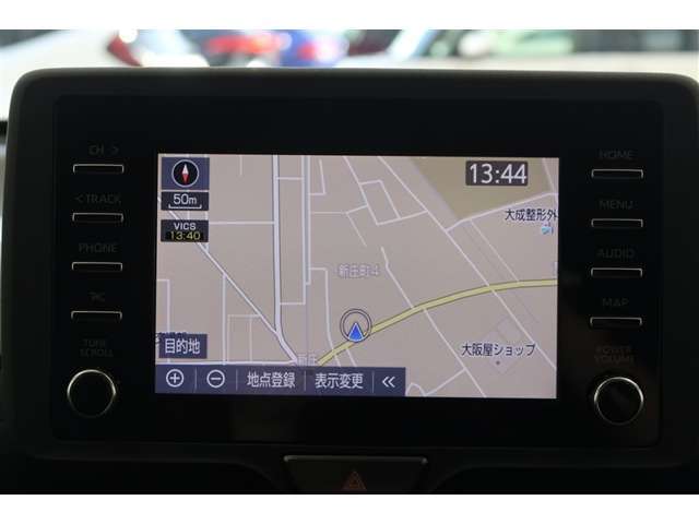 【メモリーナビ】操作はタッチパネルで簡単です。遠出や初めての場所もこれで安心ですね！