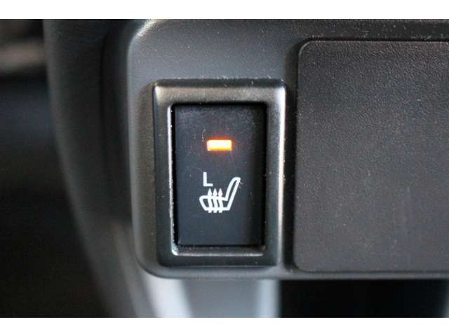 助手席シートヒーター