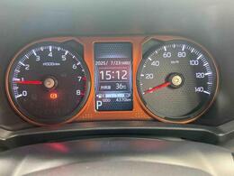 当店では車両本体価格以外に、諸費用を含めた支払総額も表示しておりますので、お客様の予算にピッタリのおクルマお選びができます。コーティングやJAFをセットにしたオトクな購入パックも好評です。