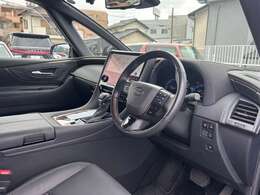 ◆ハイクオリティーな中古車をお探しなら、SANKO AIR PORT『 プレミアムカーを神戸支店 』へぜひ！皆様のご来店・お問合せをお待ちしております！！◆サンコーエアポート神戸本店　TEL：078-803-8345