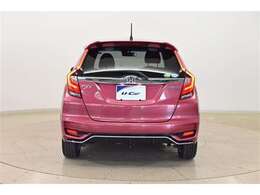 総額は岐阜県内・店頭納車、下取り車なし、1年間走行距離無制限の中古車保証付きの場合の概算です。お客様の状況により金額はかわってきますので、是非一度お問い合わせください。