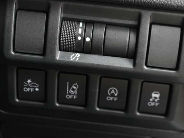 当店の車両は全車走行メーターチェック済です！当たり前ですが、正常な車両のみ展示販売をしております！カーセブンなら初めての車選びでも安心です！