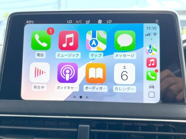 ●Apple　Car　Play：スマホとの有線接続で、ナビ・オーディオ再生などスマホのアプリ機能が画面でも使える便利機能です！