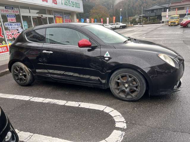 オートローン取扱店です。他店舗でローンの審査が通らなかった方も一度ご相談ください☆彡☆LINE登録はこちら→※LINE ID：@310fabnw ← お友達登録して下さい！