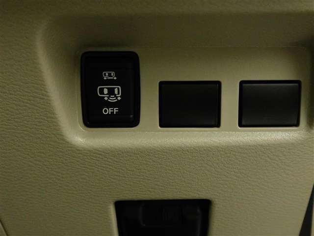 各操作スイッチは使いやすい位置に配置されています。