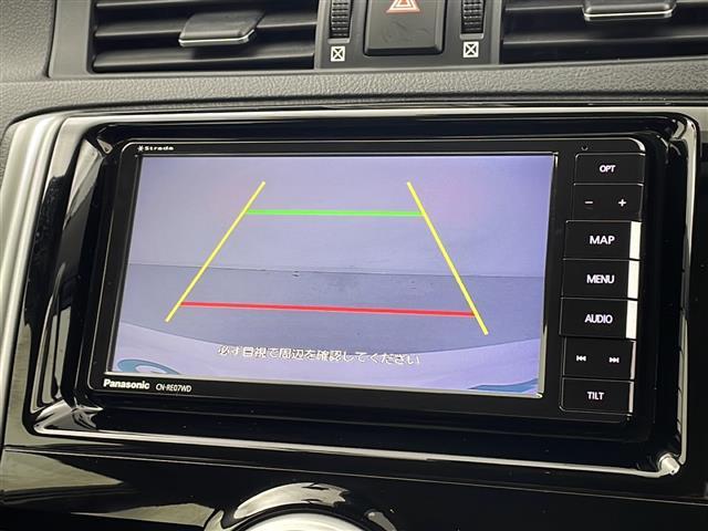 【バックモニター】後ろのカメラの映像がモニターに映し出されるので、後方の見えない死角や、障害物との距離感などもしっかり安全確認することができます！