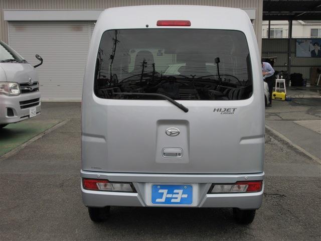 全車両にプロが査定をし作成した「真心＆安心シート」を記入しております。勿論、入庫時に大きな傷や凹みがある場合は自社鈑金塗装工場にて先にきれいに直し、クリーニング後初めて展示致します！