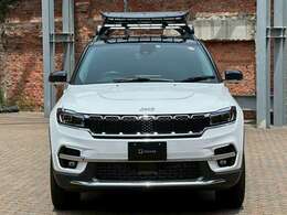 【GLIONグループ　GSQUARE】の車輌をご覧頂き、誠にありがとうございます。お客様にピッタリなお車を弊社スタッフがご案内させて頂きます。
